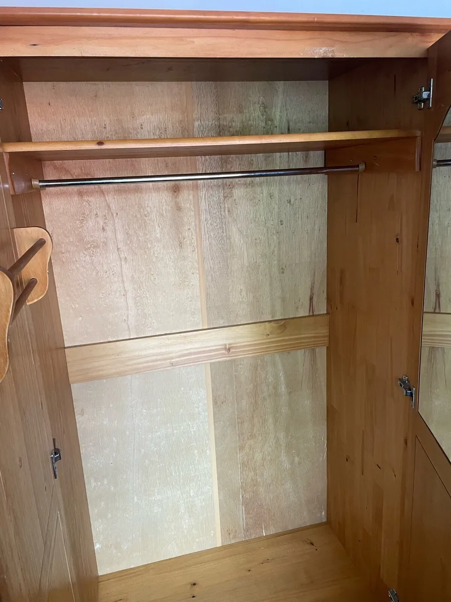 Wardrobe and Drawers set - Image 3