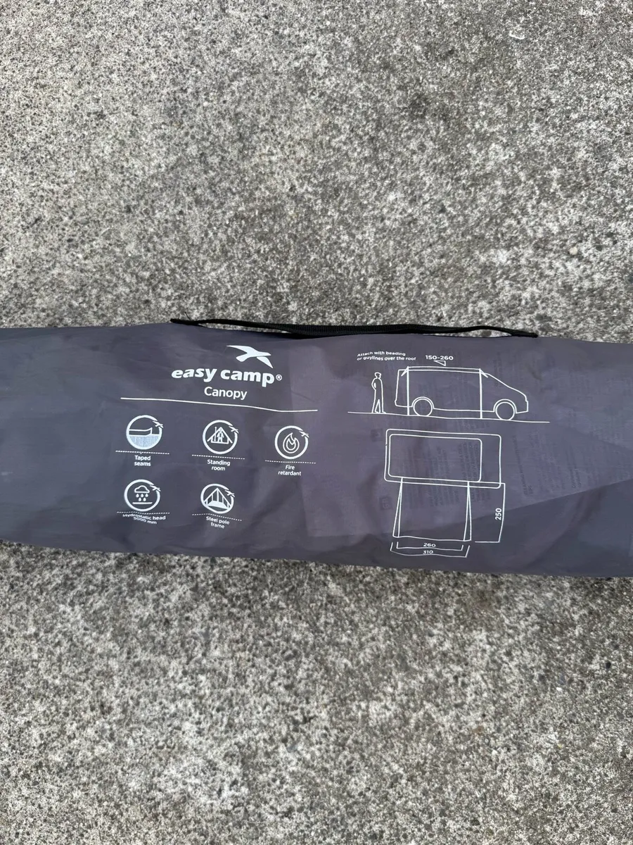 Camping gear - Image 1