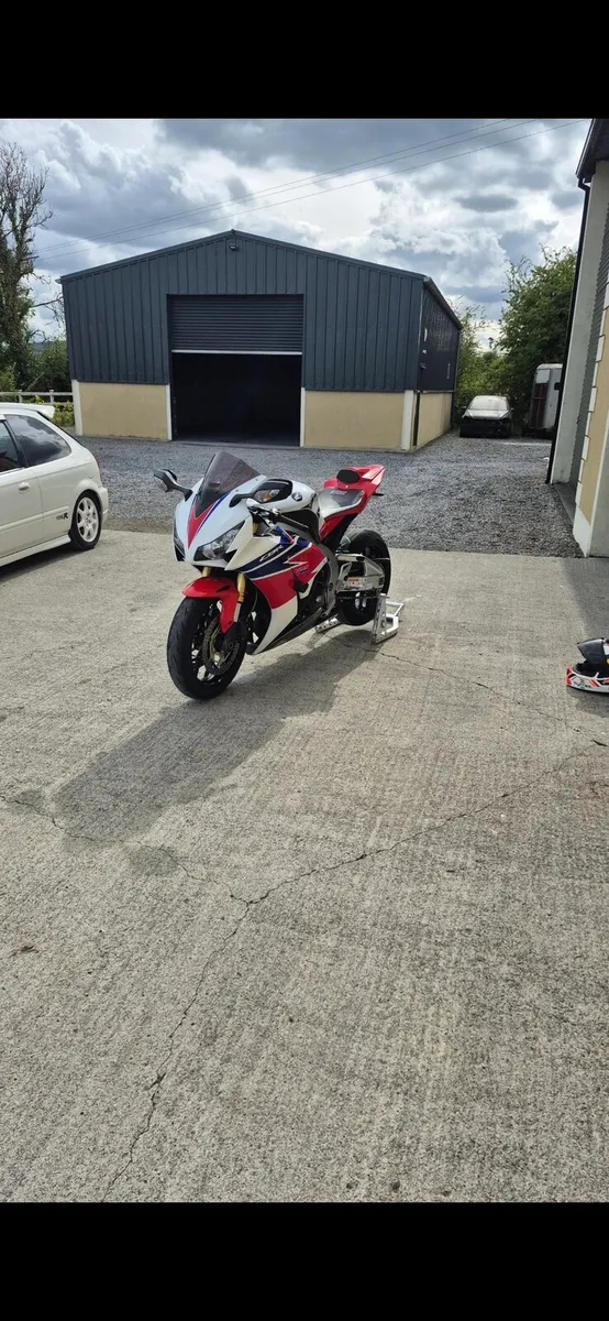 Honda cbr fireblade - Image 3