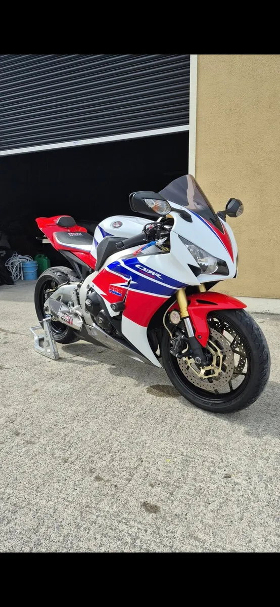Honda cbr fireblade - Image 2