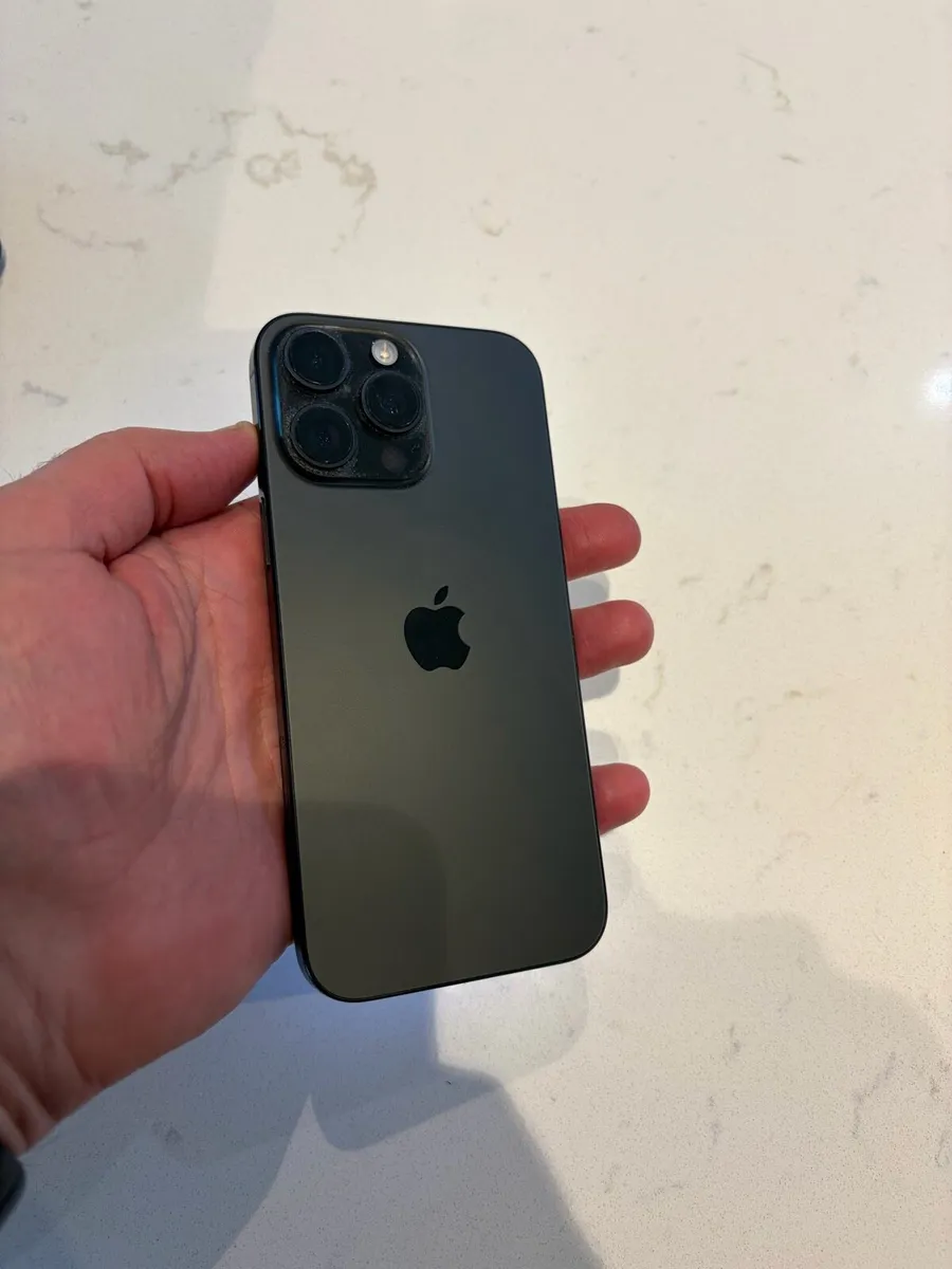 I phone 16 pro max - Image 2