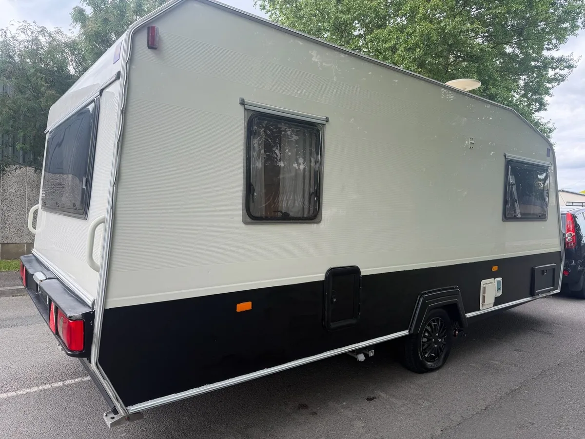 2002 elddis caravan - Image 3