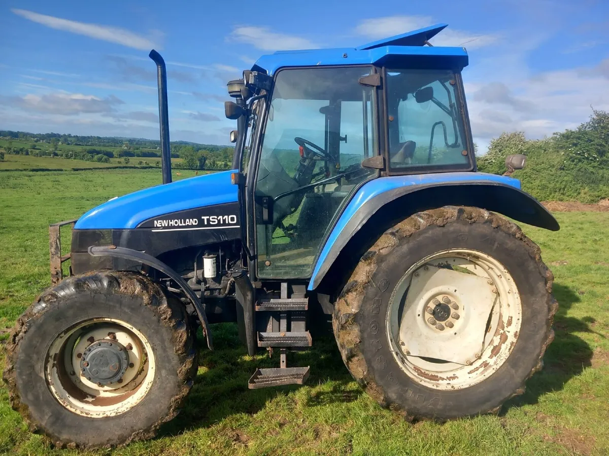 New Holland 2006 - Image 2