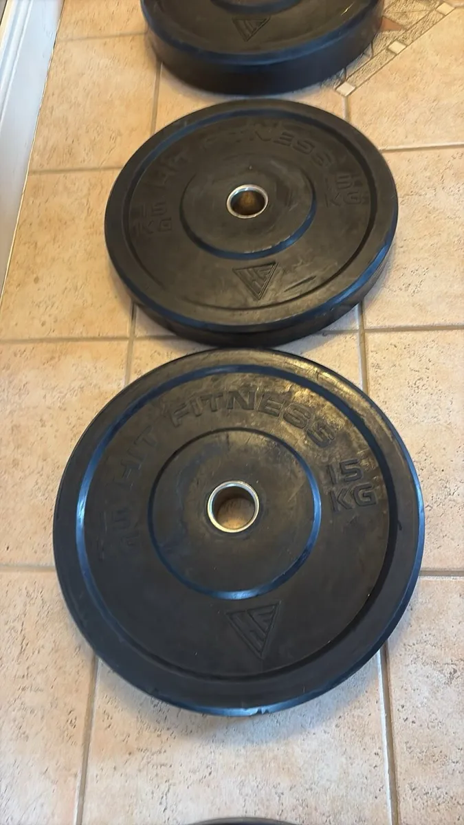100KG OLYMPIC BUMPER WEIGHT + 7 FOOT 20KG BAR! - Image 4