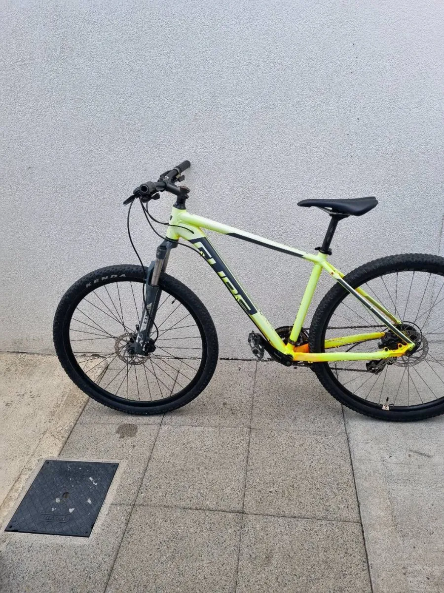 Bicycle CUBE - Image 1