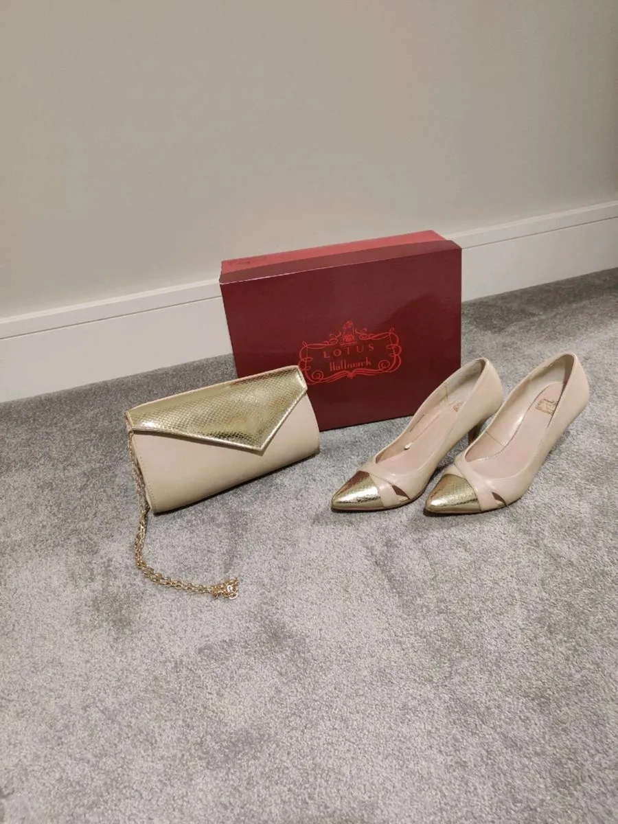 Matching shoes and bag - Image 2