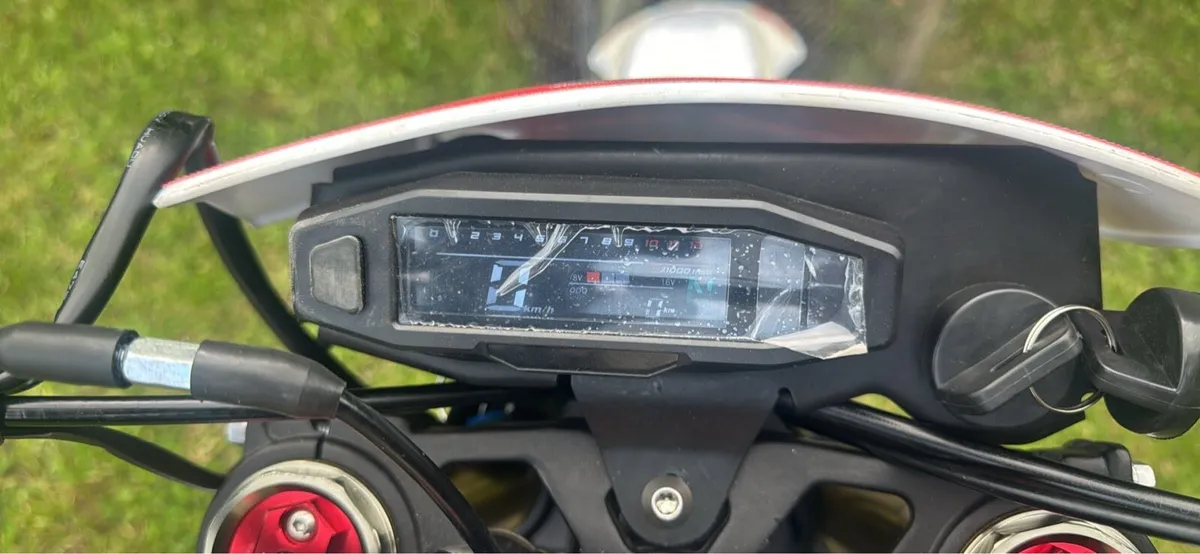 Motorbike - Image 3