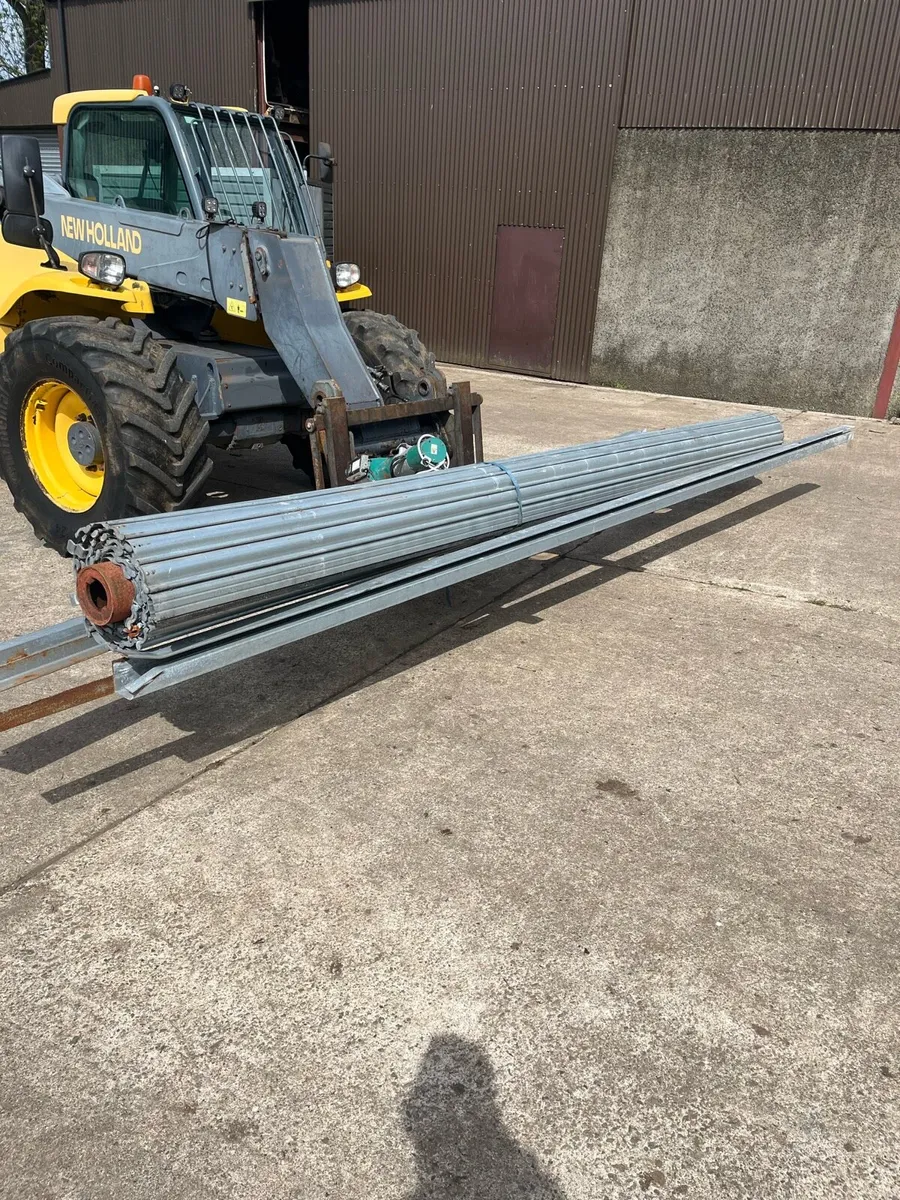 Roller shutter door - Image 1