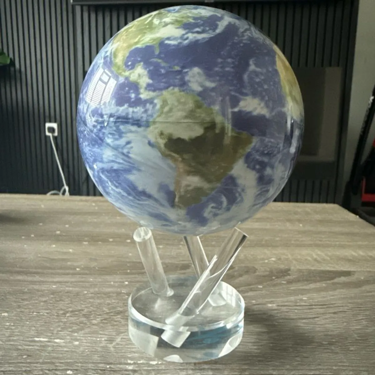 Mova Globe - Image 1