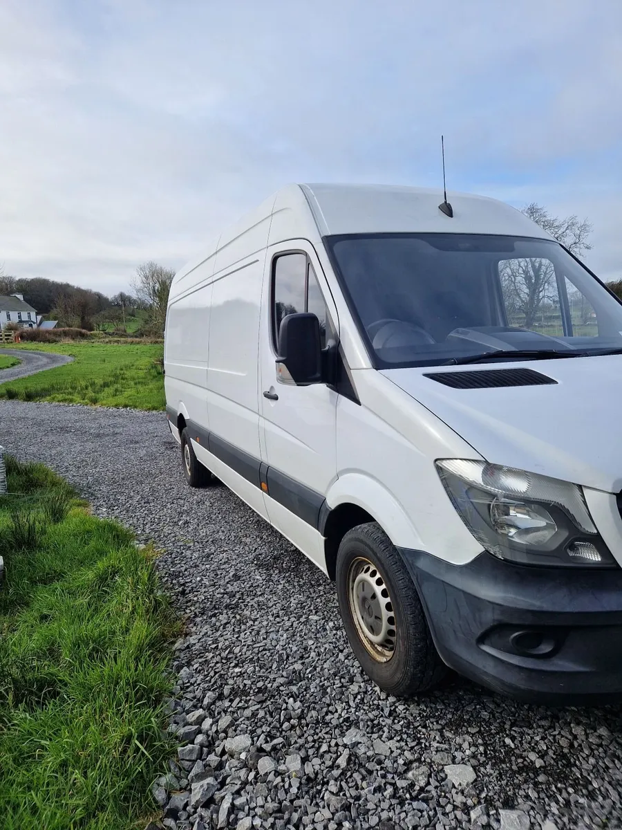 Mercedes-Benz Sprinter 2018 - Image 2