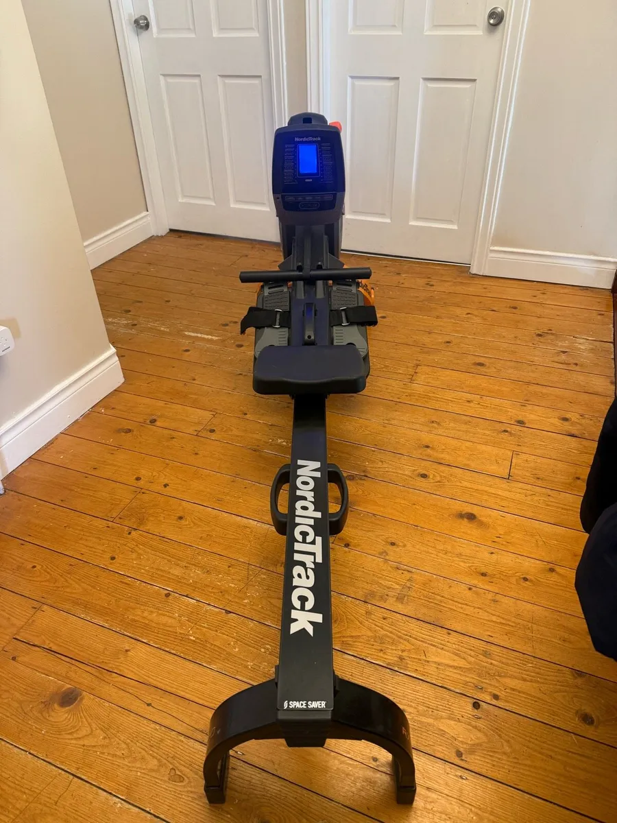 Nordic track RX800 Rower - Image 4