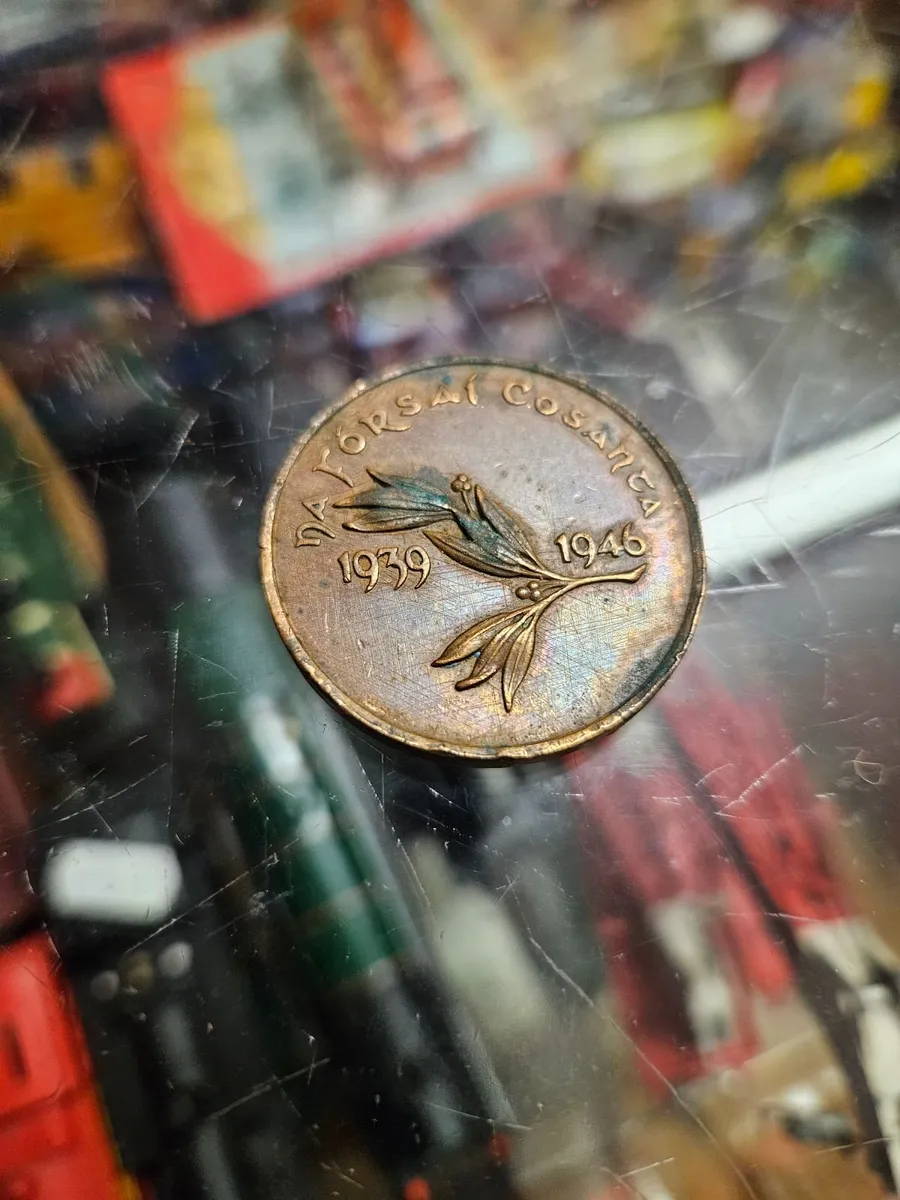 Vintage Irish The Emergency Medal - Image 2