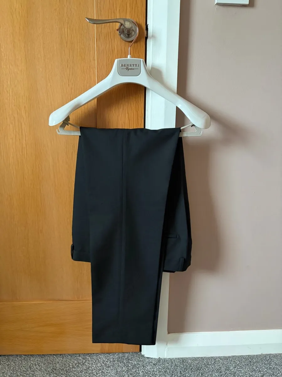 Black Benetti Tuxedo - Image 3