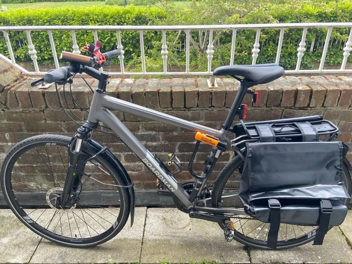 Boardman MTX 8.6 Mens Hybrid Bike-M with many accessories - Image 1