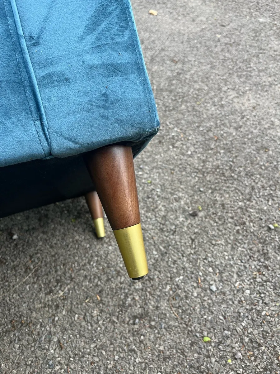 Velvet Armchair - Image 4