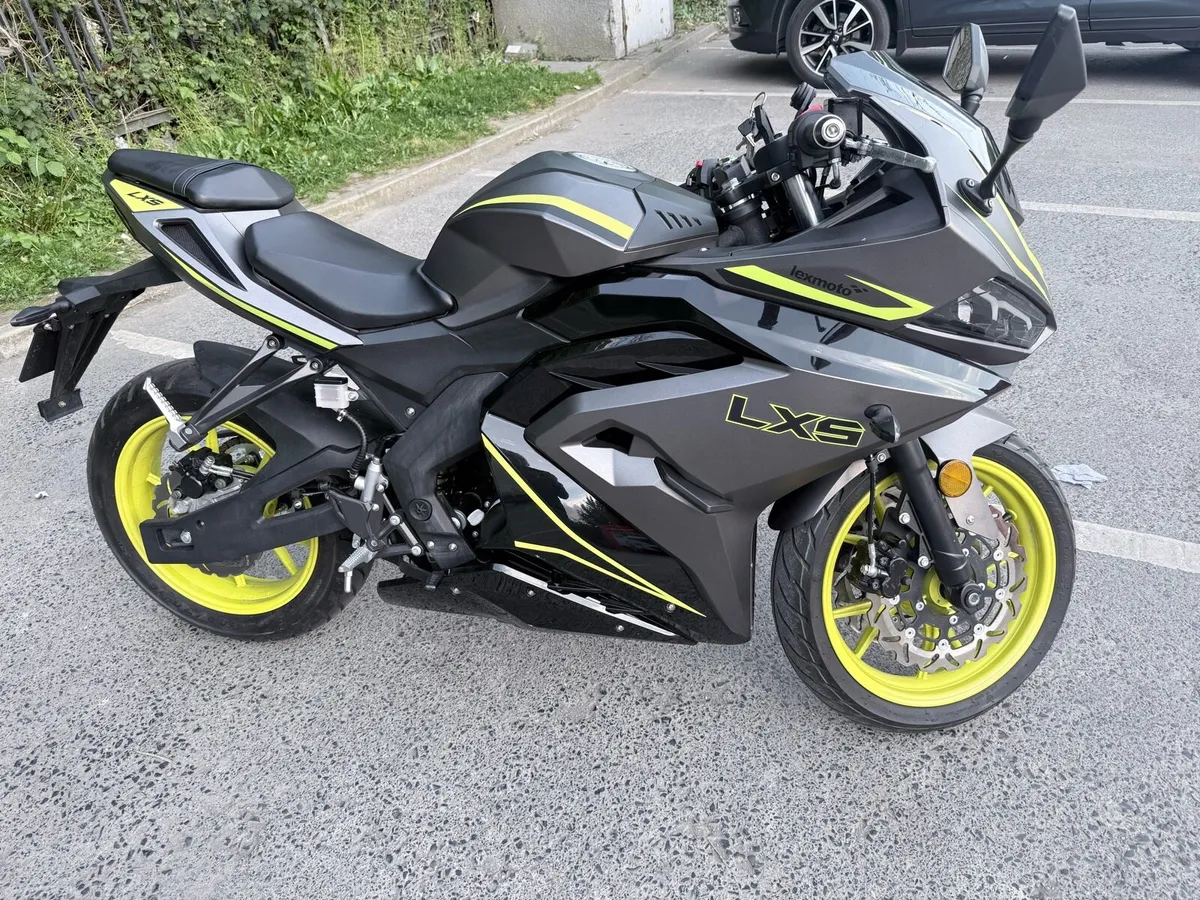 Motorcycle - Image 1