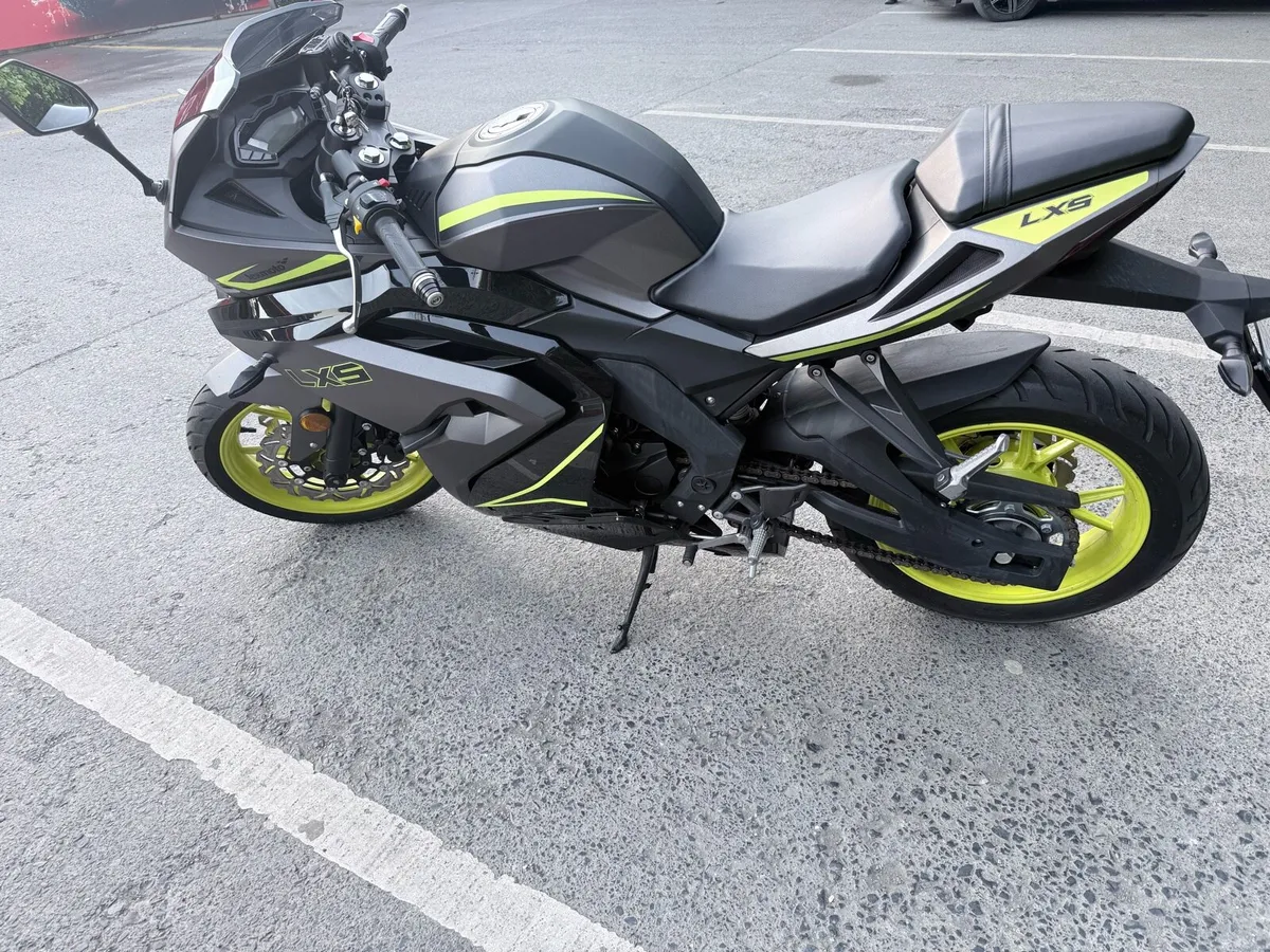 Motorcycle - Image 2
