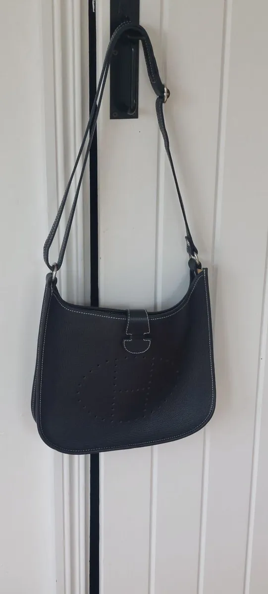 HANDBAG - Image 1
