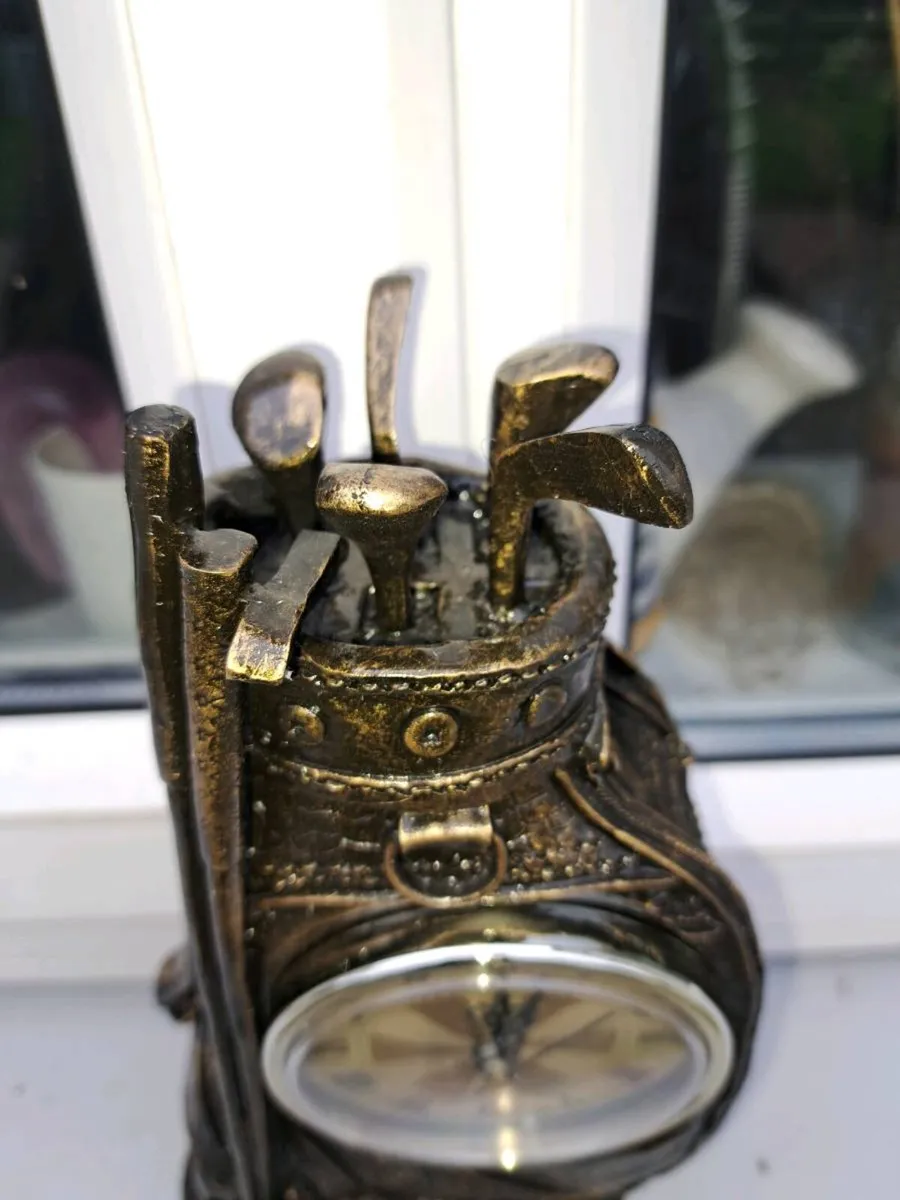 New golfing  clock - Image 4