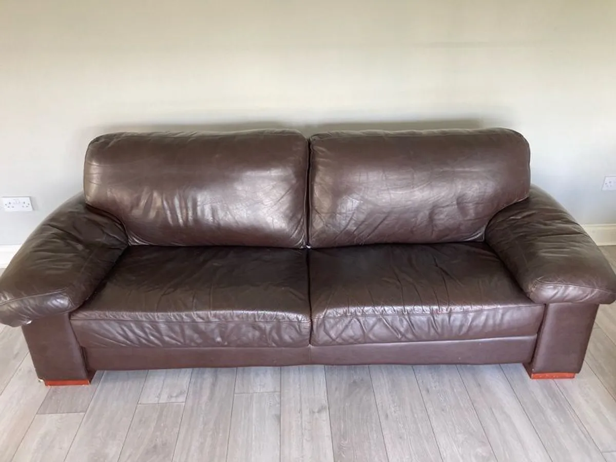 Sofa suite  4 & 2 seater - Image 3