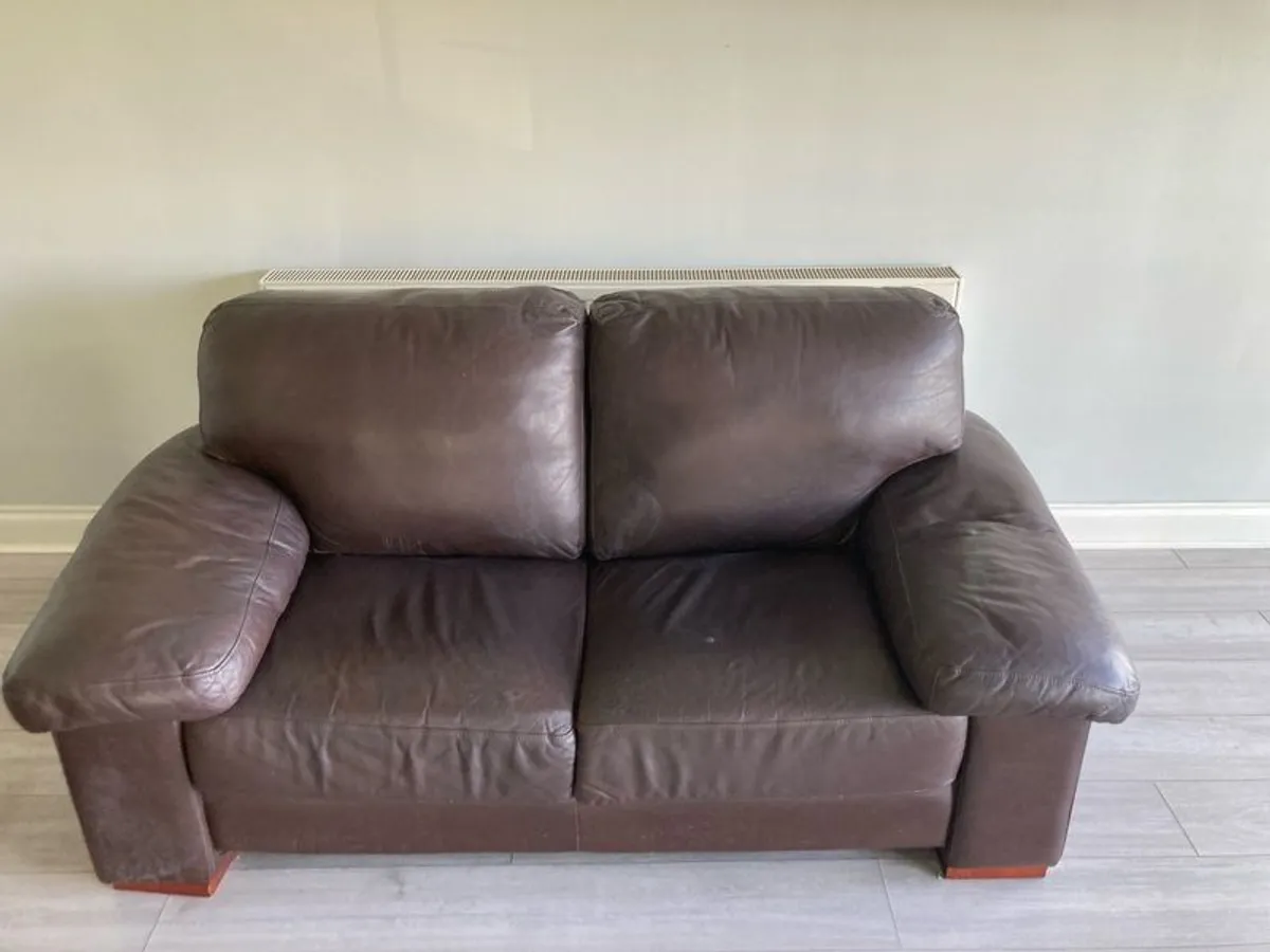 Sofa suite  4 & 2 seater - Image 4