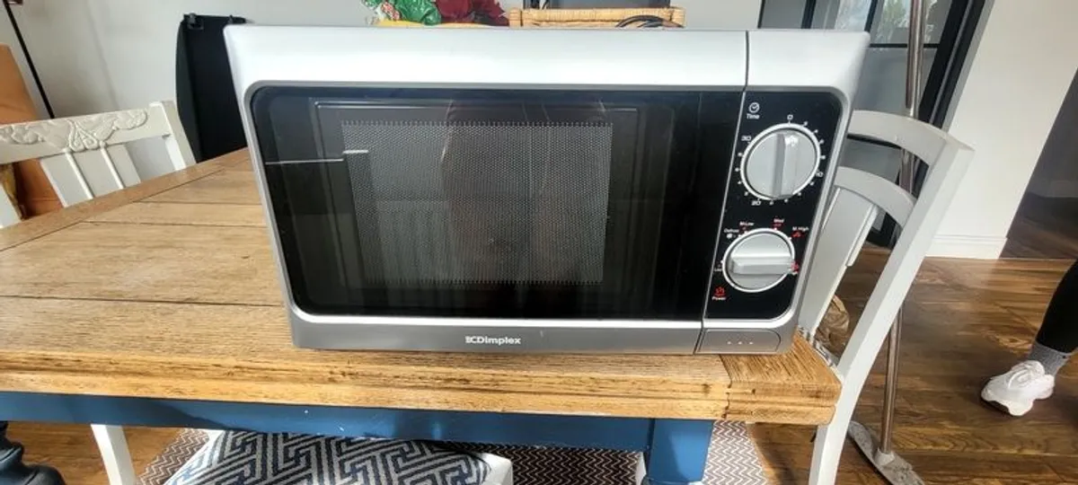 Microwave, Oven, radiator - Image 4
