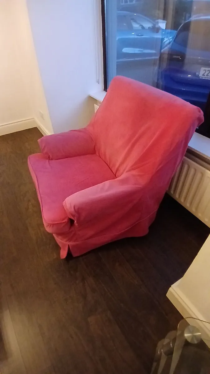 Free to collect 3 piece suite - Image 3