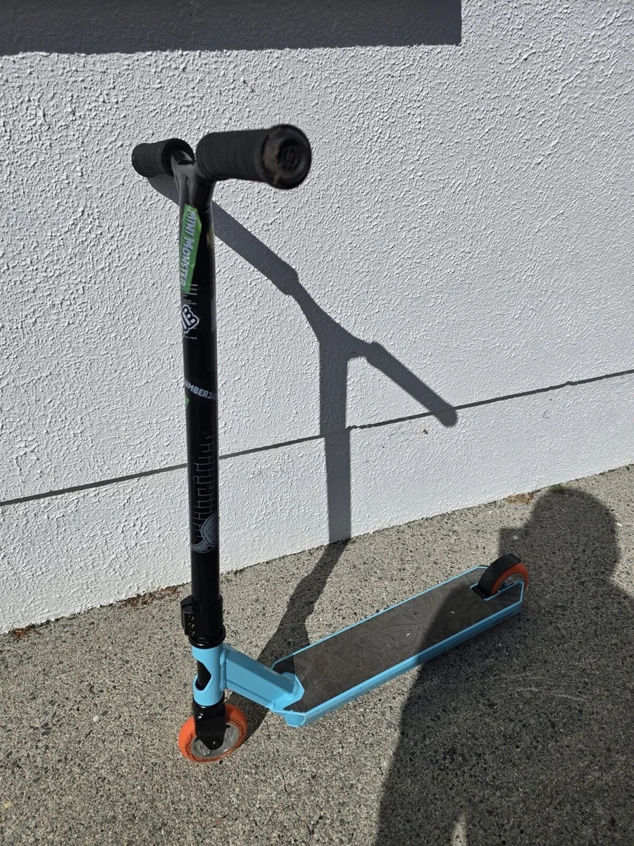 Oxelo Stunt Scooter - Image 1