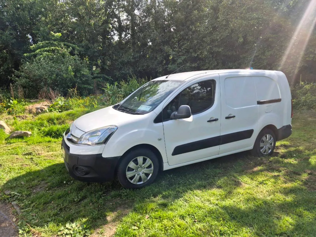 Citroen berlingo LWB 3 SEATER - Image 1