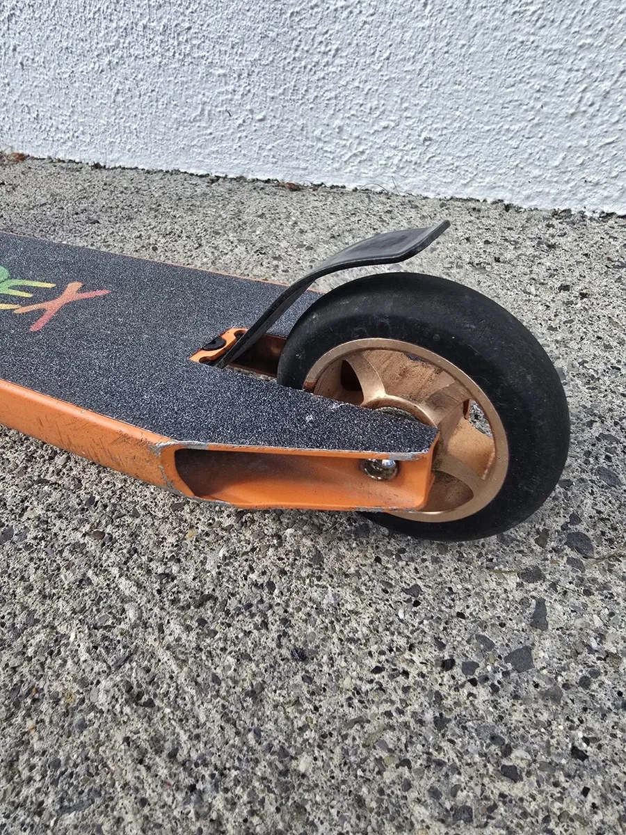 Blindside Pro Stunt Scooter - Image 4