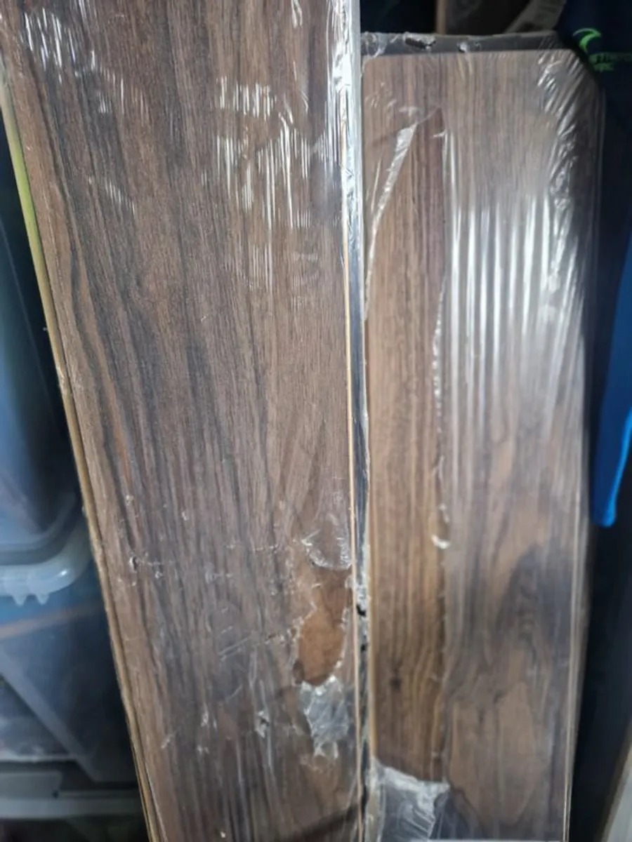 Unused new laminate flooring - Image 1