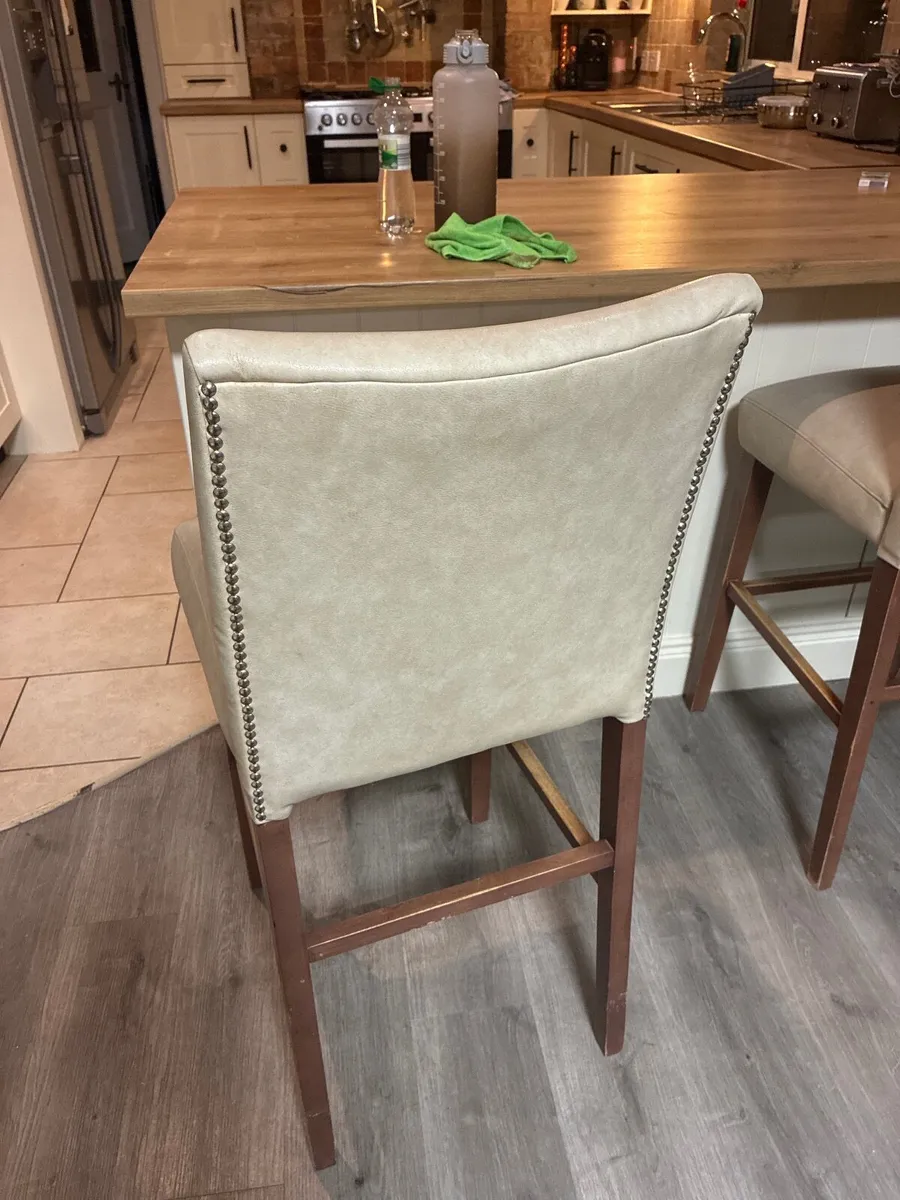 Stools - Image 2