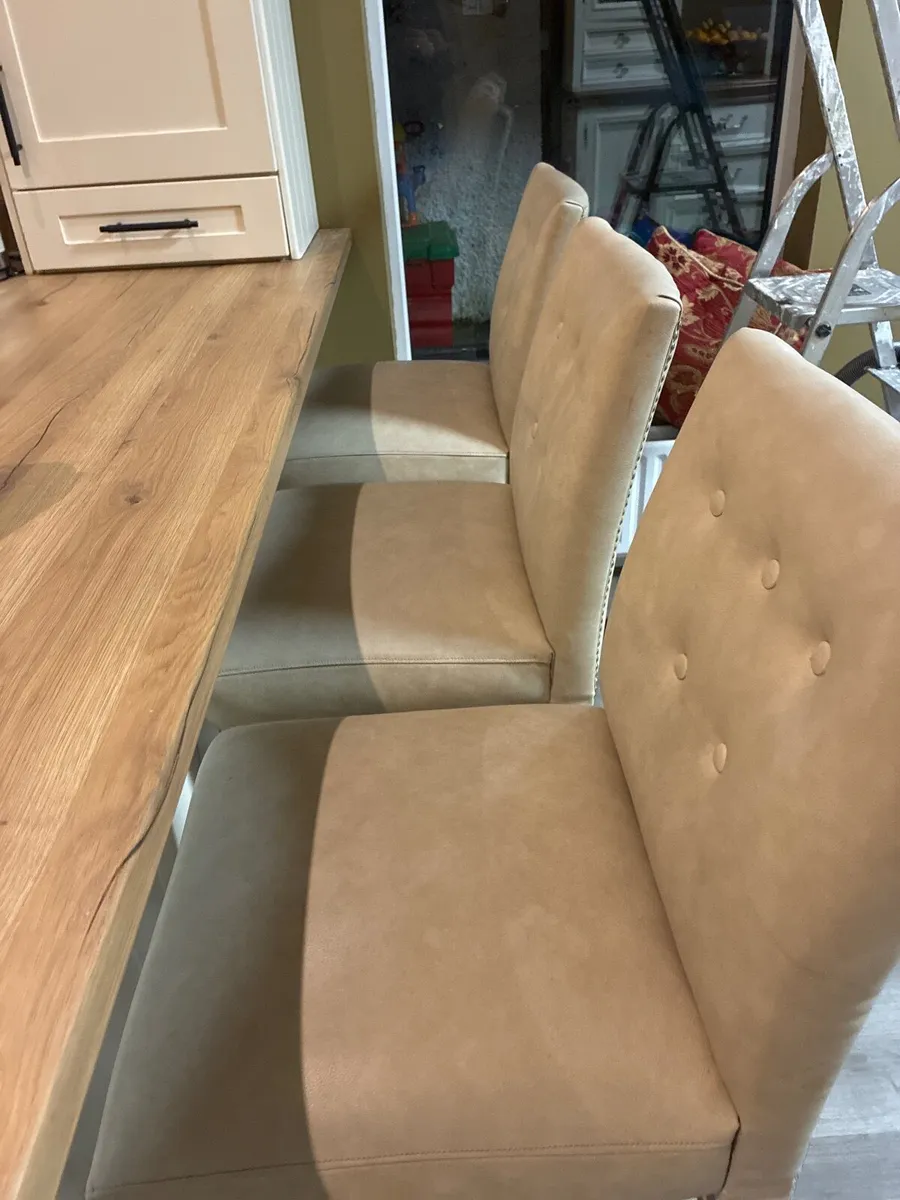 Stools - Image 4