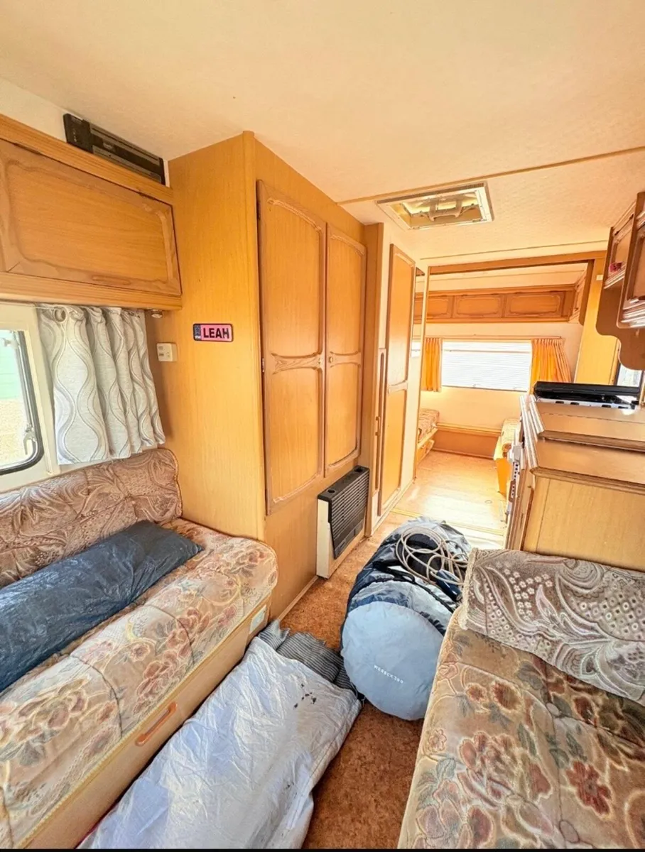 We are selling or avondale GLX 5beth full yawning - Image 4