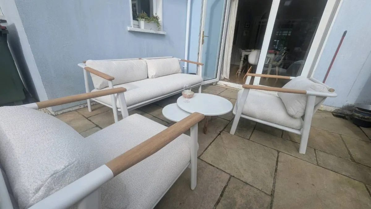 Garden Furniture - Image 4