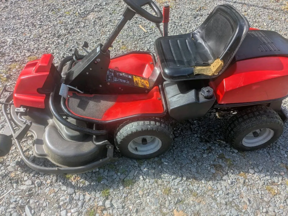 Ride on lawnmower - Image 4