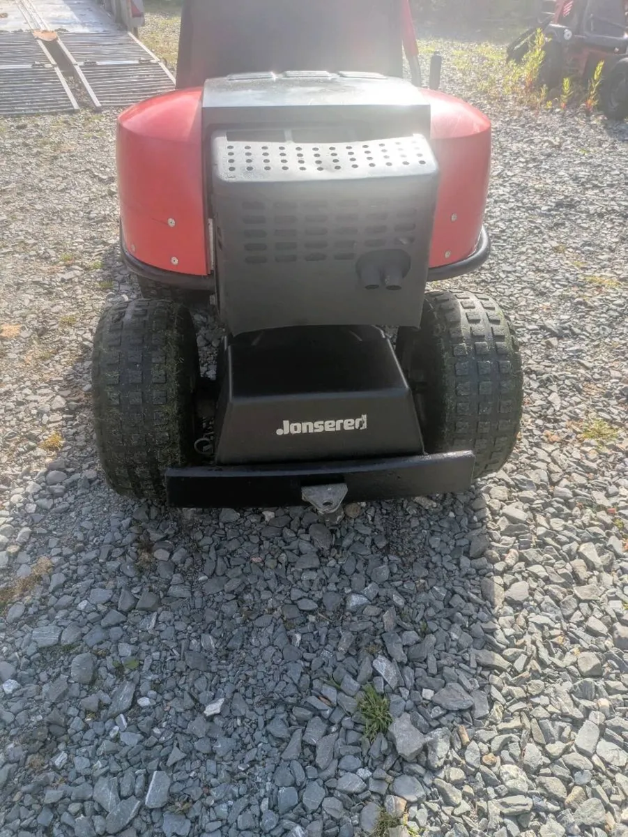 Ride on lawnmower - Image 3