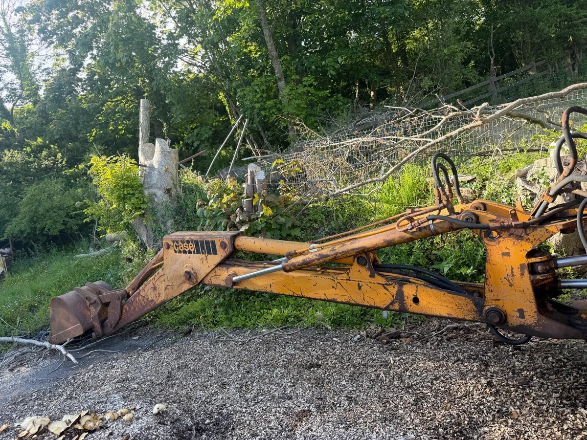 Case 580f - Image 4