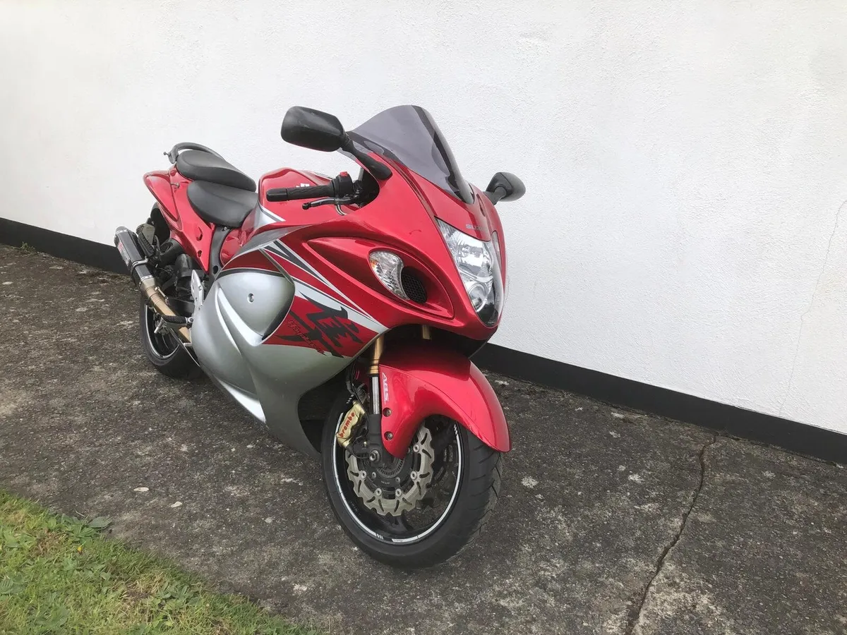 Suzuki hayabusa 2016 - Image 1
