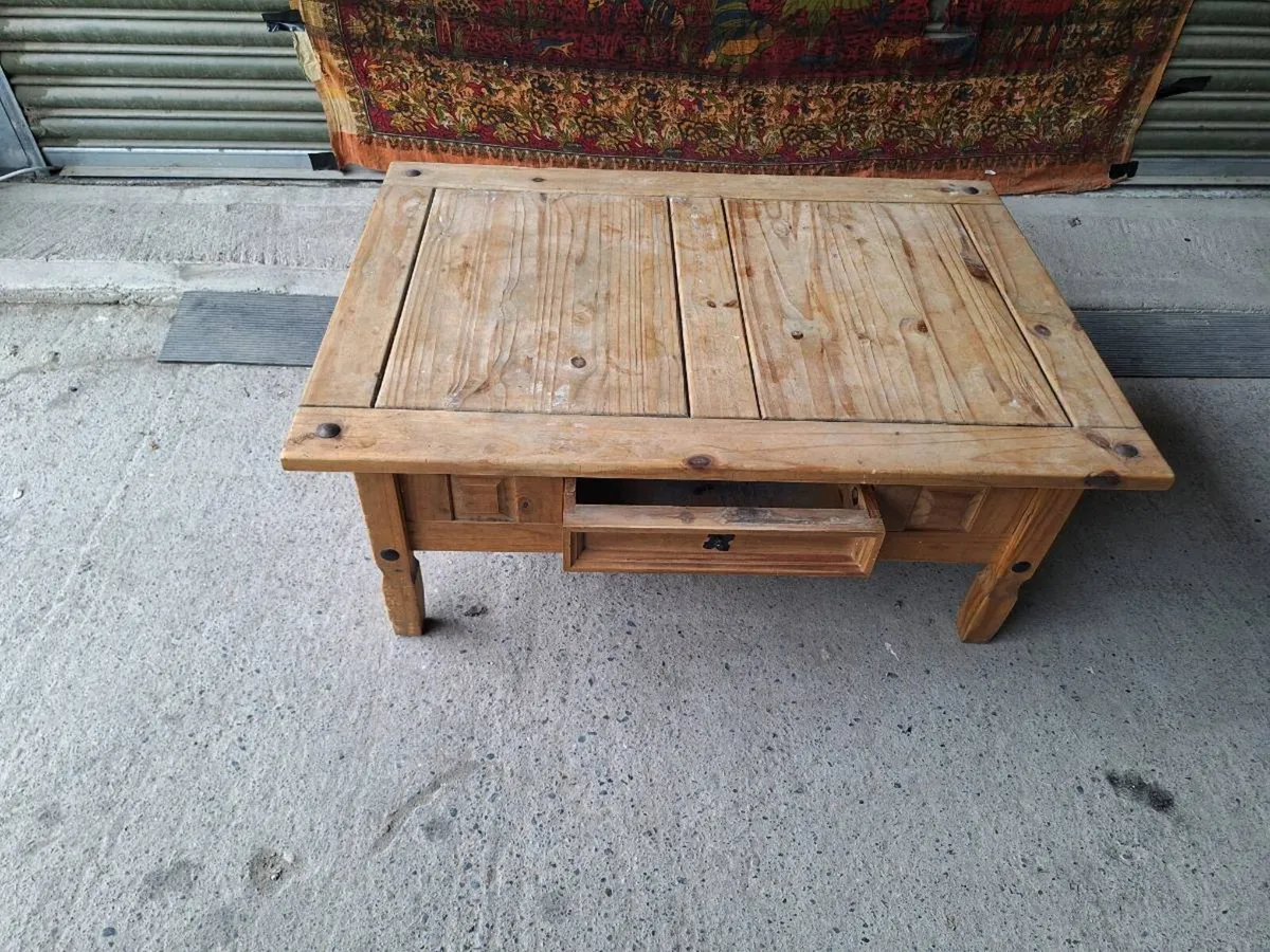 PROJECT Rustic Pine Coffee Table (DELIVERY) - Image 4