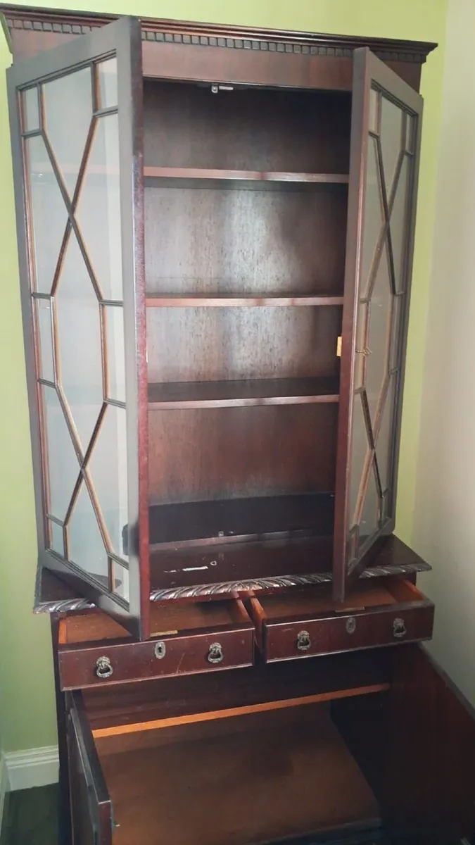3x Antique wooden cabinets - Image 4