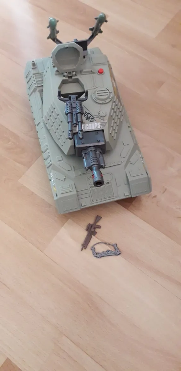 4 pack vehicles set -like new - Image 1