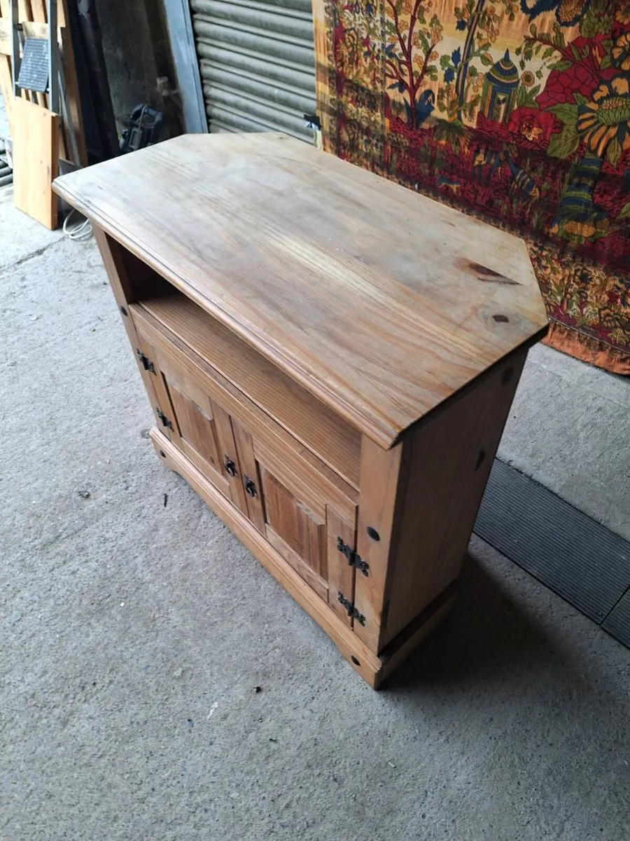 Rustic solid pine TV unit (DELIVERY) - Image 2