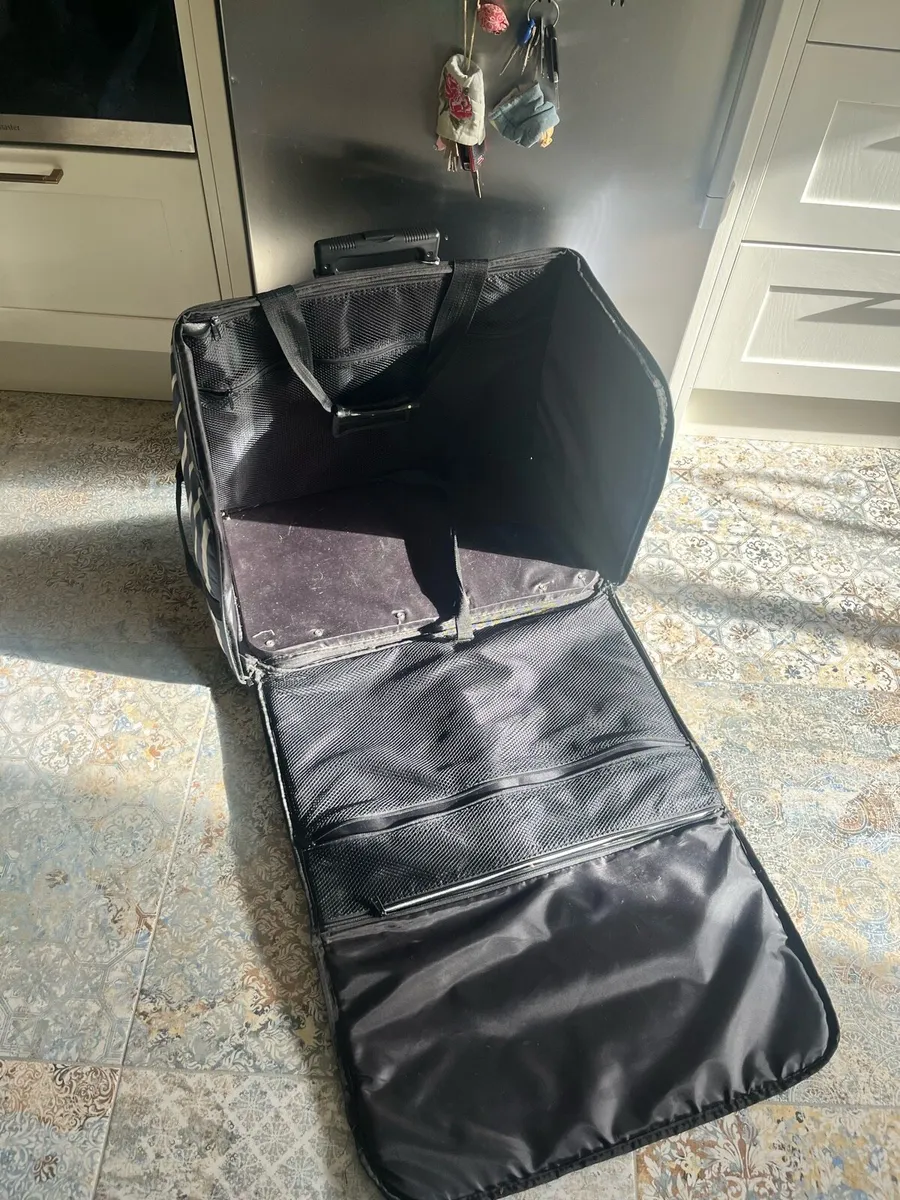 Extra Large rolling Sewing Machine case - Image 4