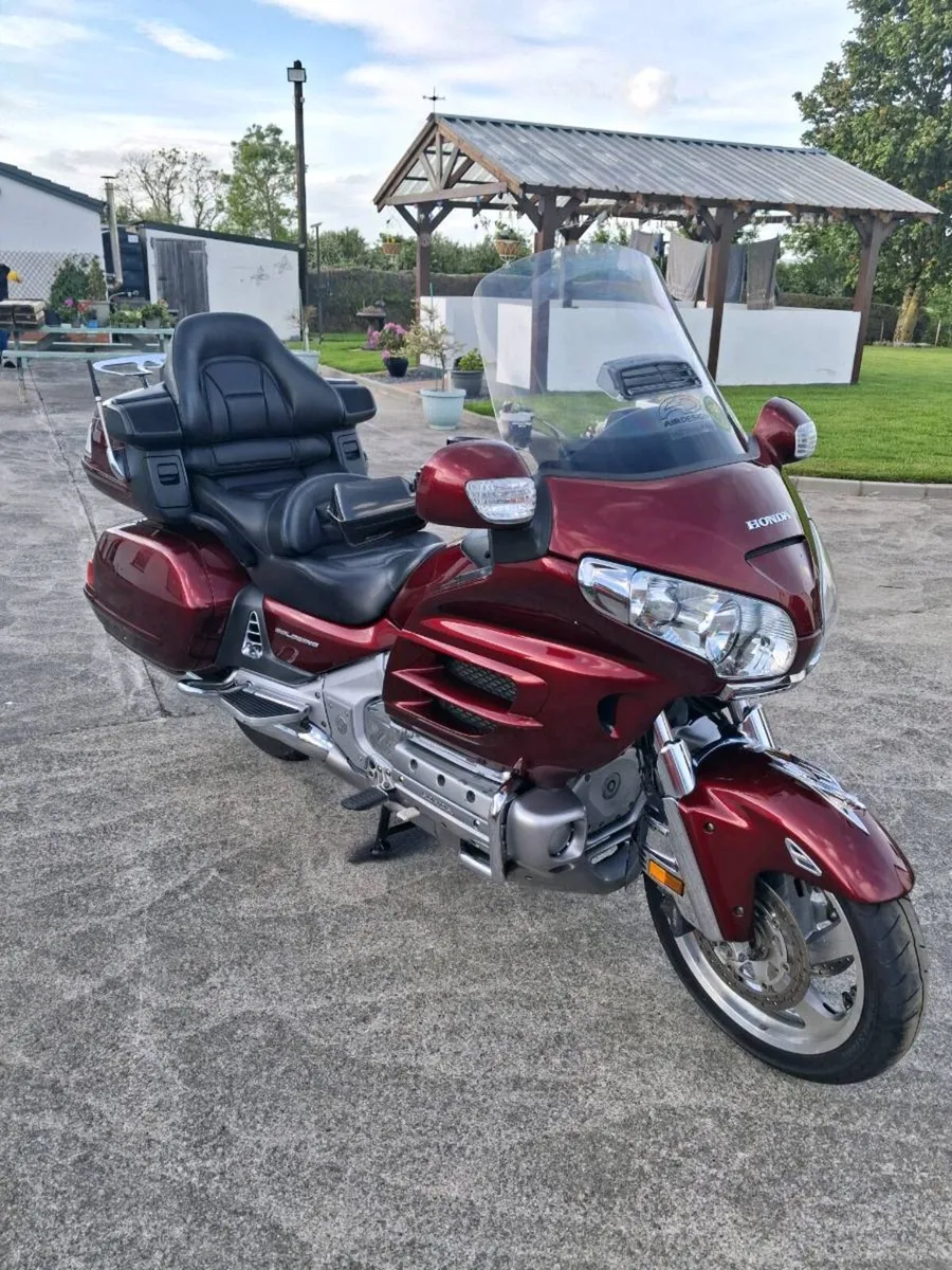 Clean goldwing - Image 1