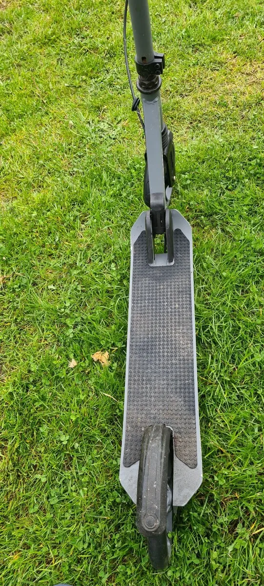 Aero A200 Folding Scooter Grey 6-12 yrs non electc - Image 3