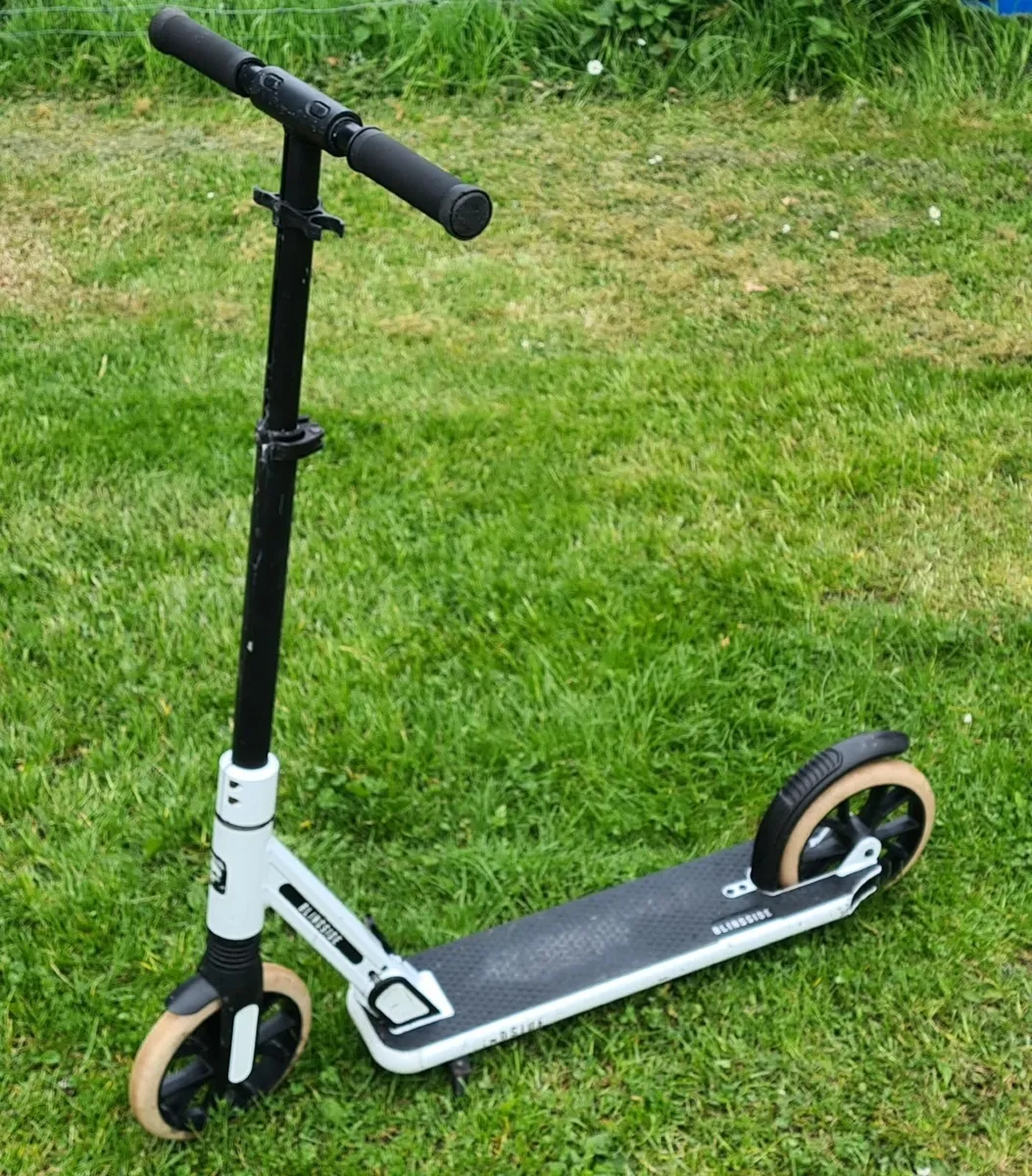 Blindside White Folding Scooter Not electric - Image 1