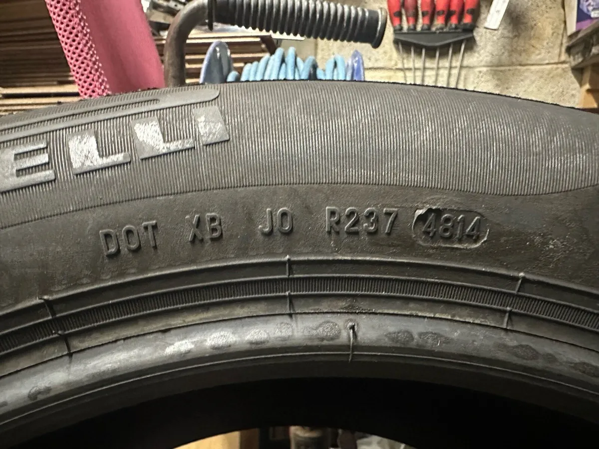 Pirelly new tyre 215/55/R17 - Image 4