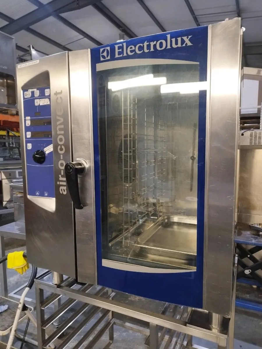 Combi oven - Image 2