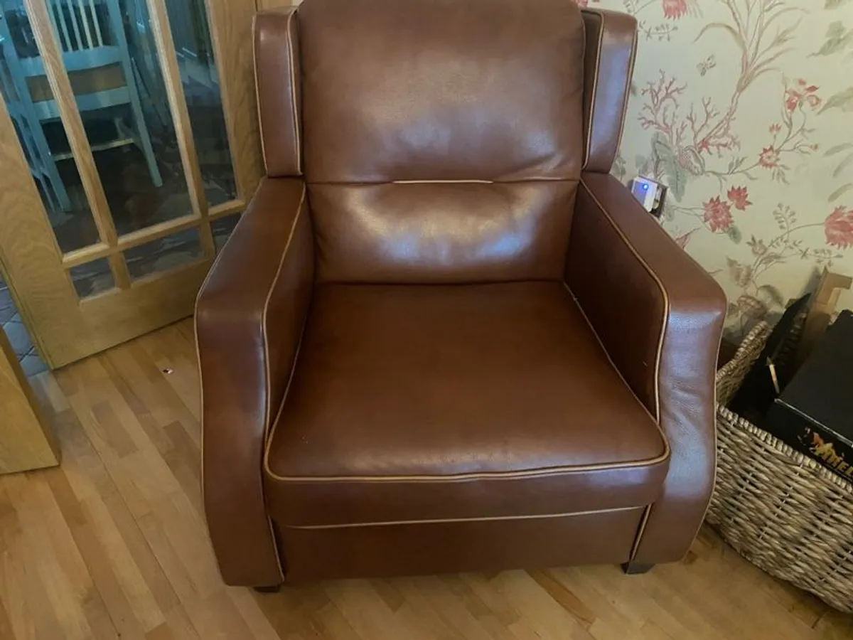 Leather Suite - Image 2